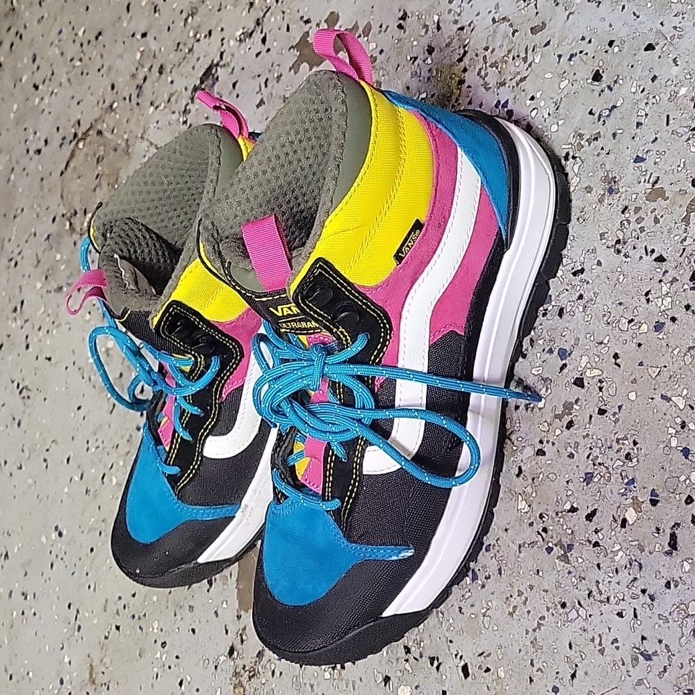 Vans exo range boot